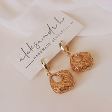 Load image into Gallery viewer, TRINITY - GOLD HUGGIE EARRINGS | 18K GOLD PLATED