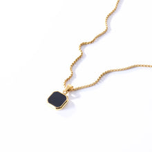 Load image into Gallery viewer, SQUARE PENDANT NECKLACE | GOLD
