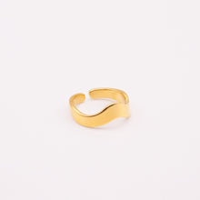 Load image into Gallery viewer, WAVE GOLD RING | 18K PLATED
