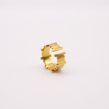 Load image into Gallery viewer, IRREGULAR OPENING GOLD RING | 18K PLATED
